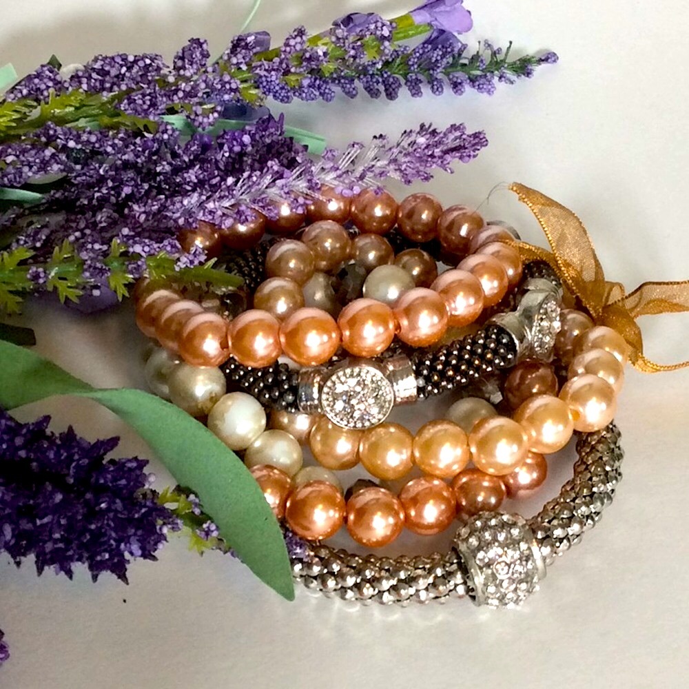 🛍 Six Piece Stacking Elastic Bracelets